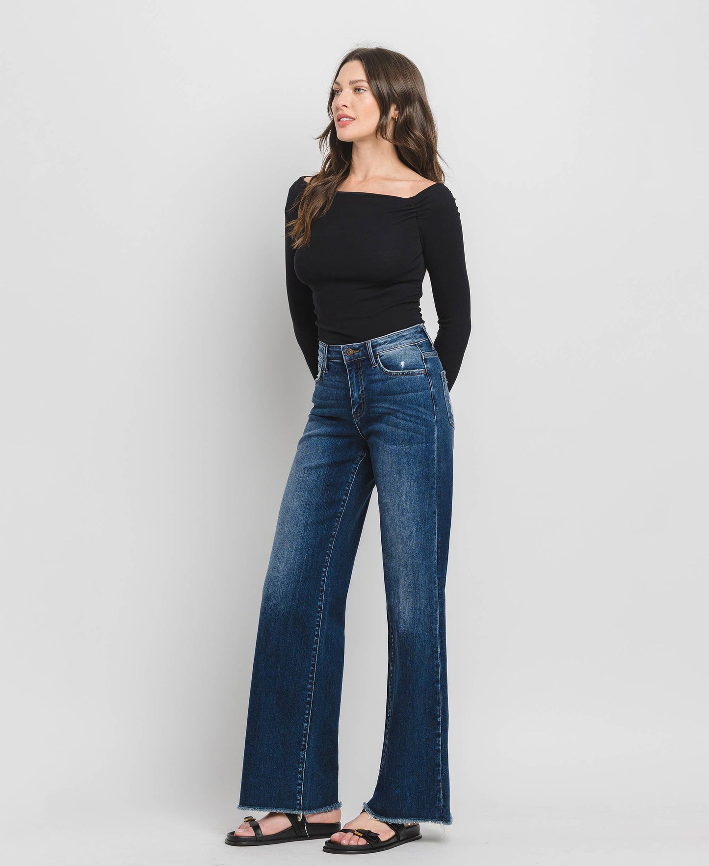 HIGH RISE WIDE LEG JEANS