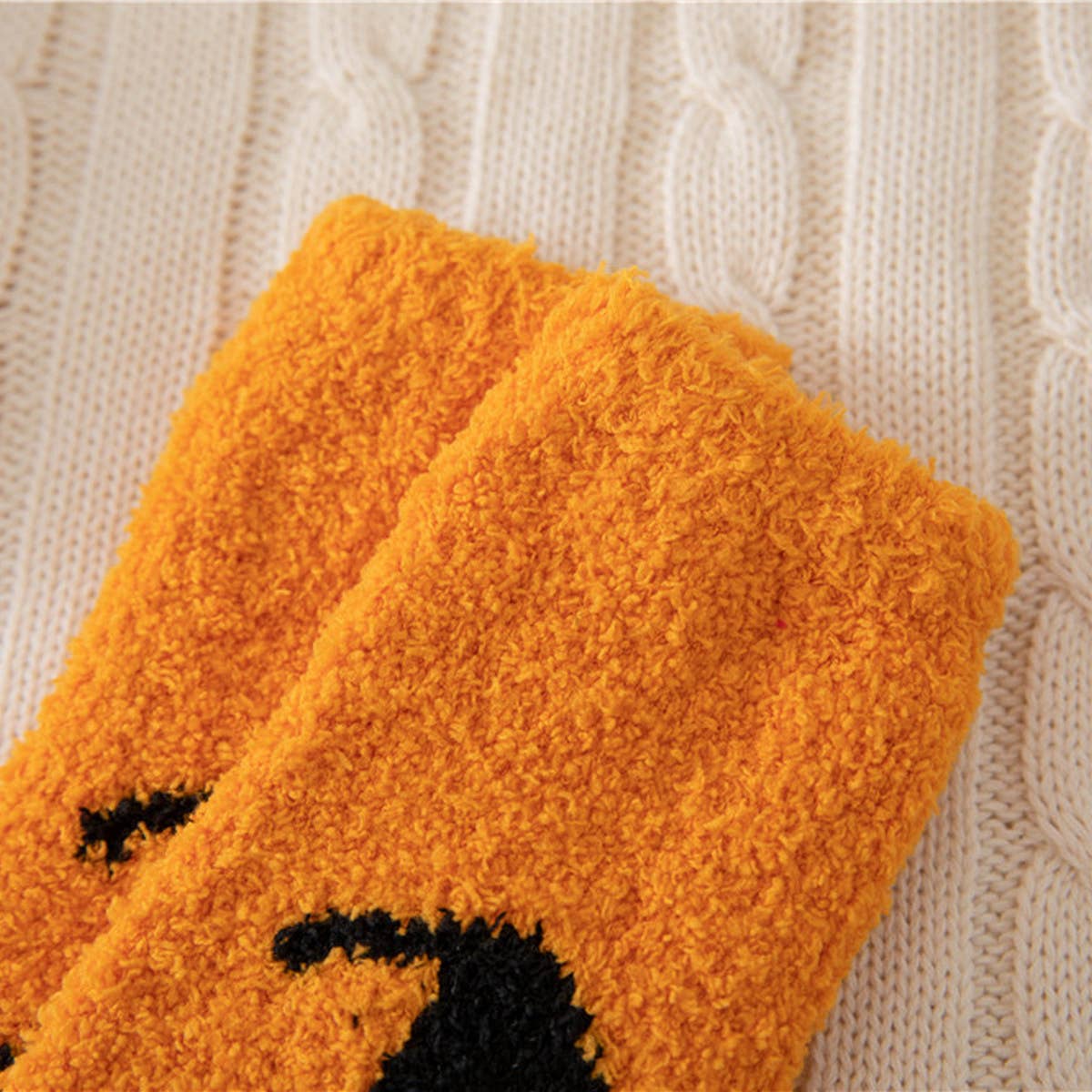 HALLOWEEN  FLEECE SOCKS