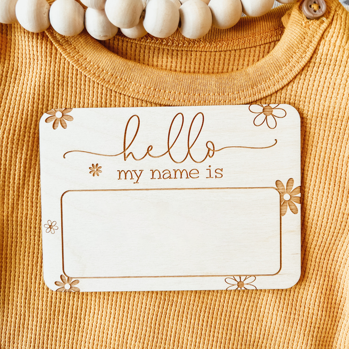 Baby Birth Announcement Sign - Daisy Name Tag