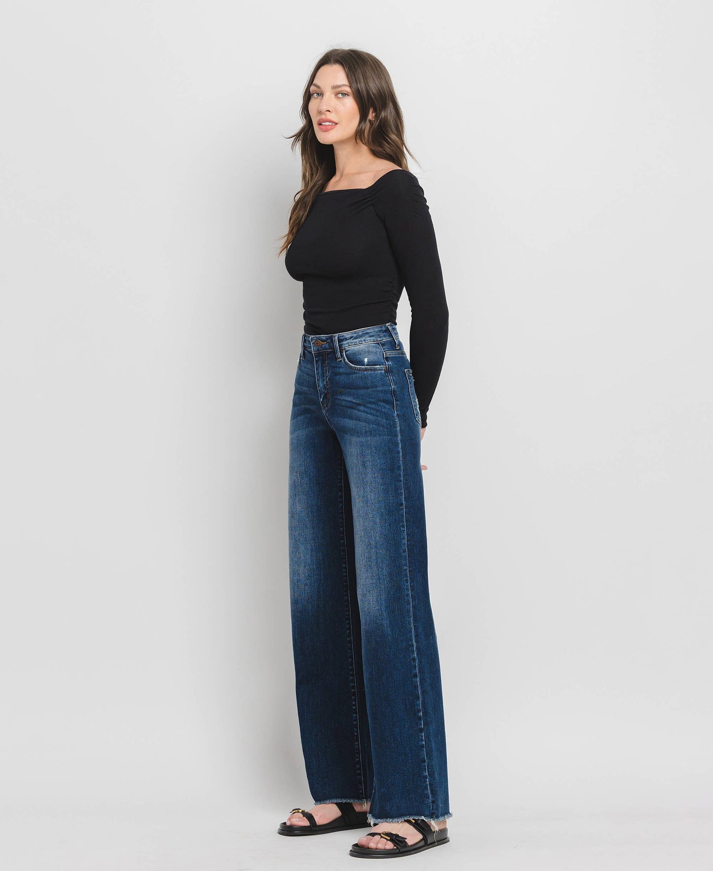 HIGH RISE WIDE LEG JEANS