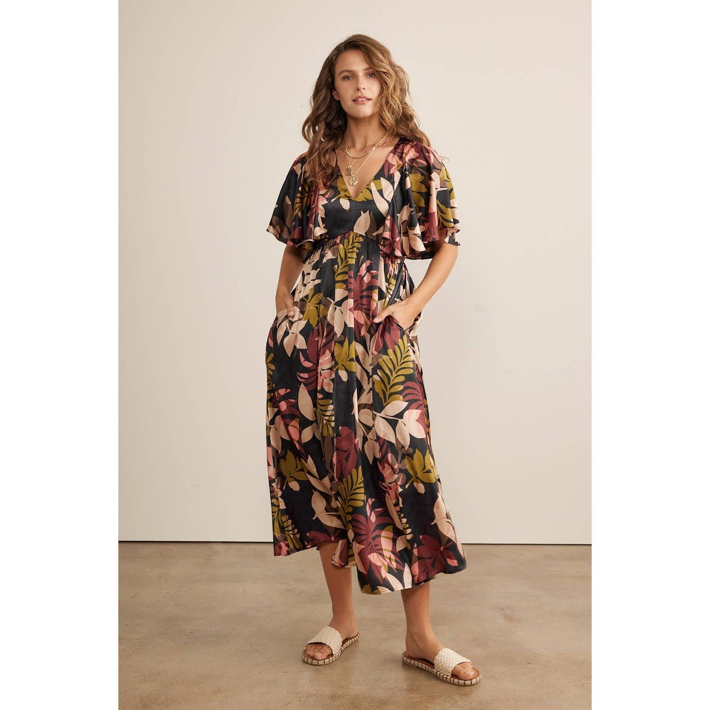 TROPICAL PRINT FLUTTER SLEEVES SATIN MIDI DRESS