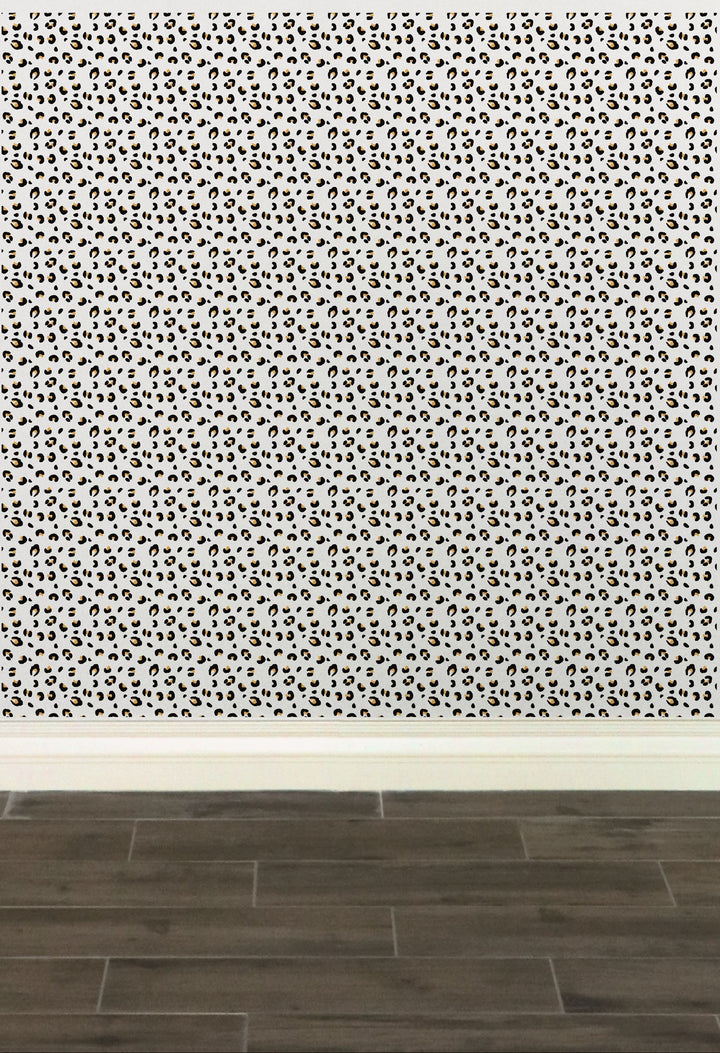 Allie Leopard Wallpaper
