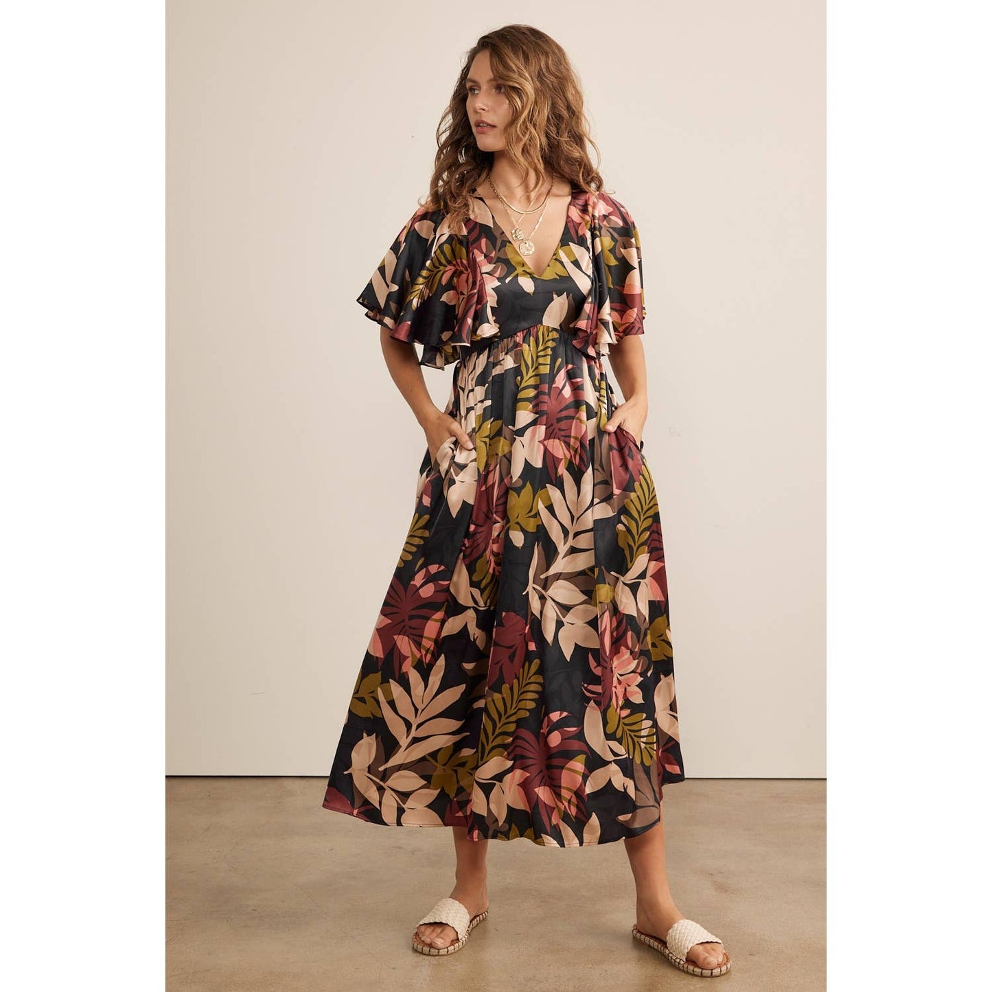 TROPICAL PRINT FLUTTER SLEEVES SATIN MIDI DRESS