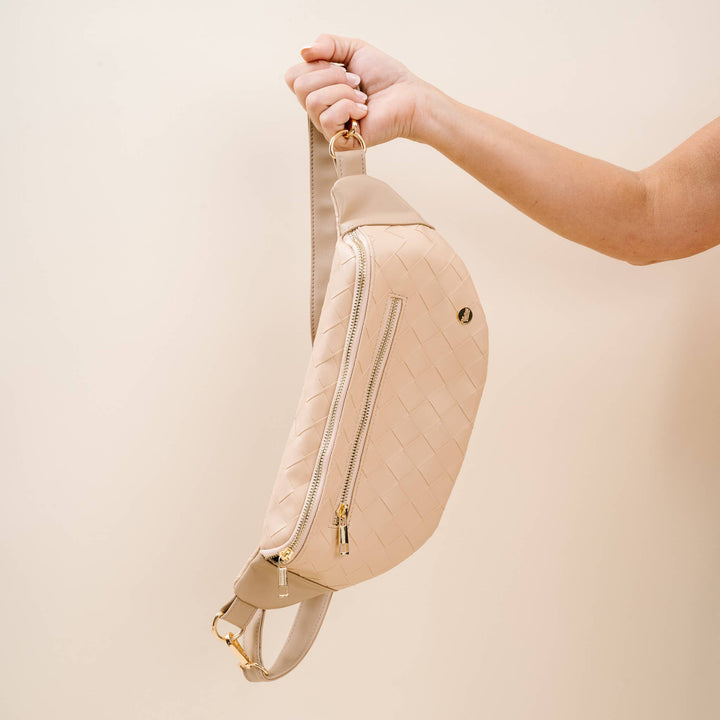Trendy Luxe Belt Bag - Woven Oat