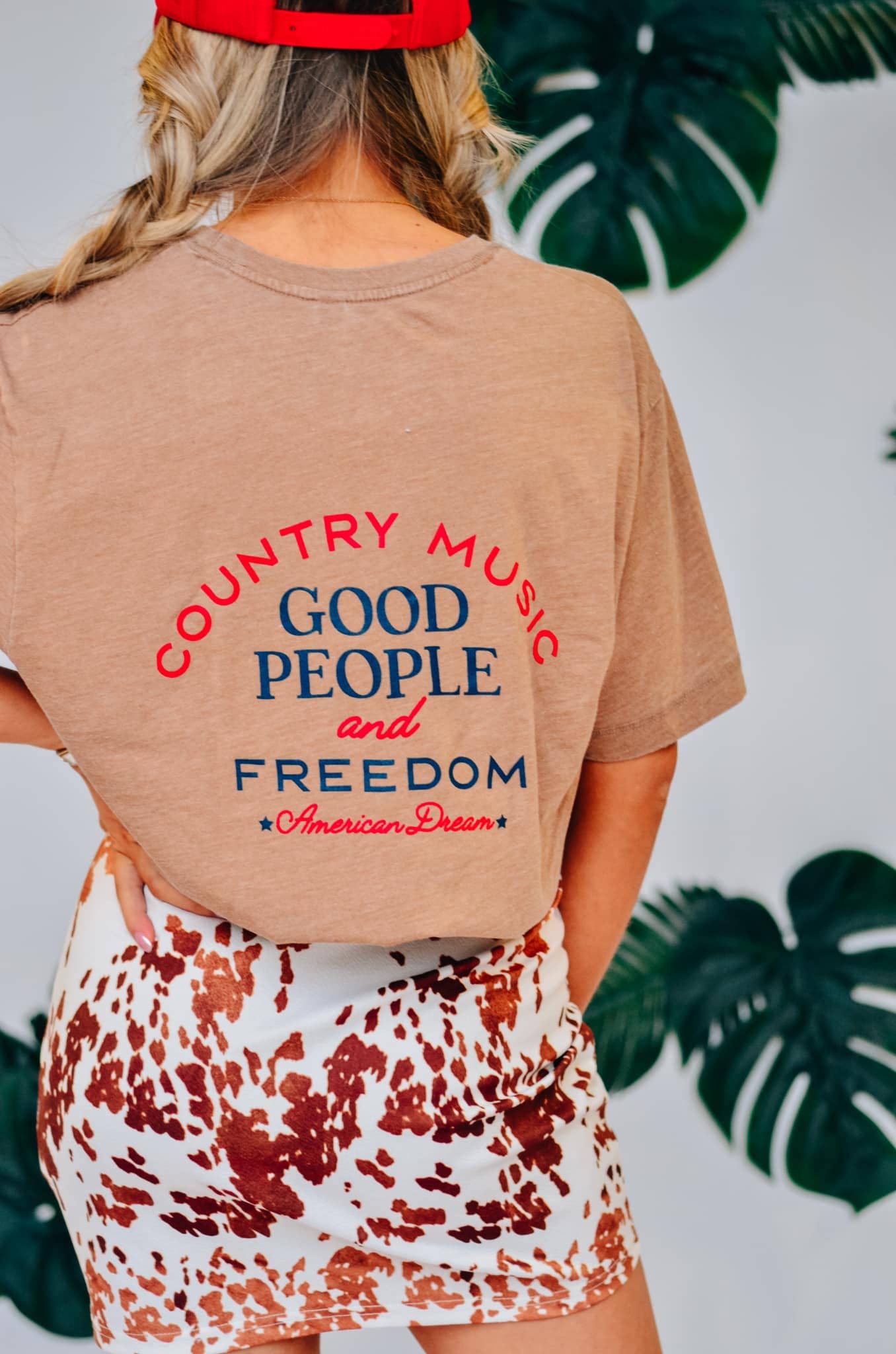 Country Music Good People Tee